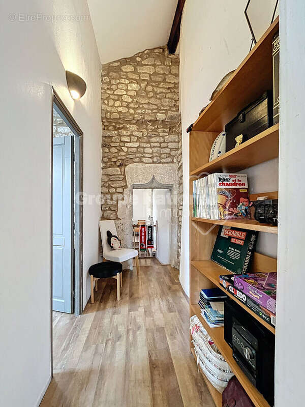 Maison à LA BAUME-DE-TRANSIT