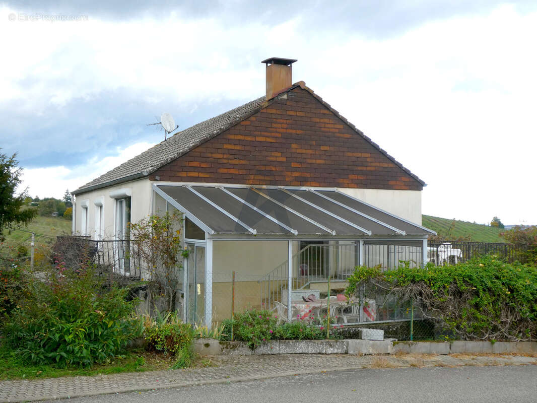 Maison à BESSENAY