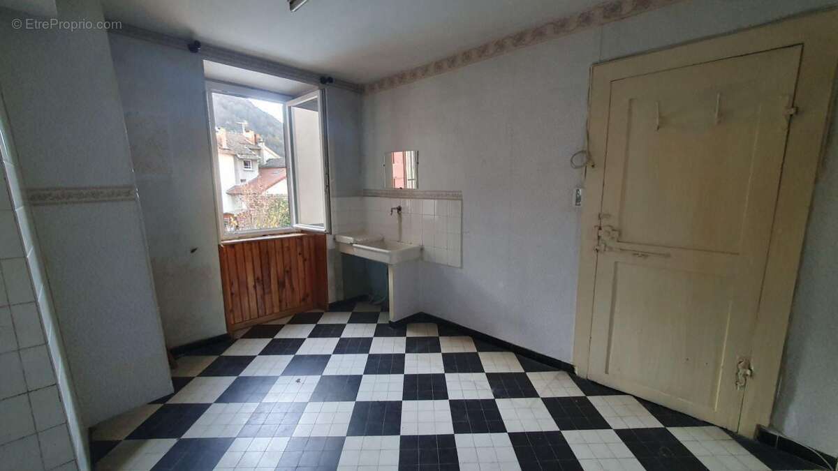 Maison à AX-LES-THERMES