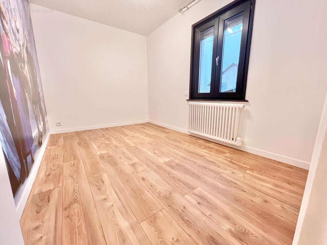 Maison à FRANQUEVILLE-SAINT-PIERRE