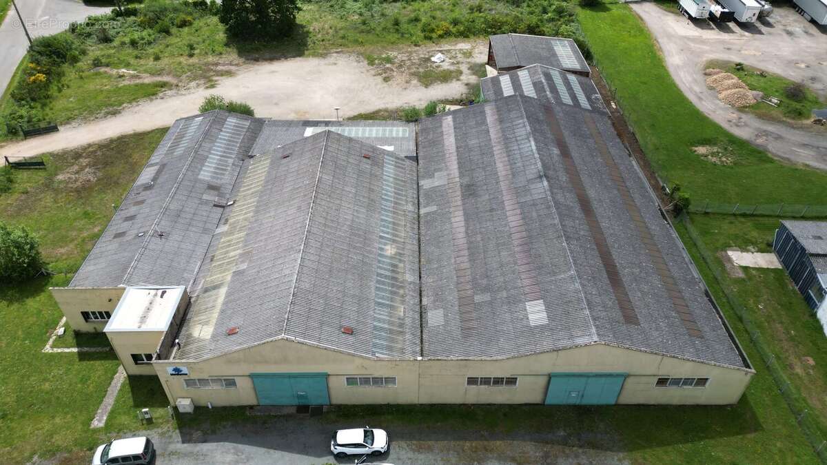 Commerce à SAINT-LUBIN-DES-JONCHERETS