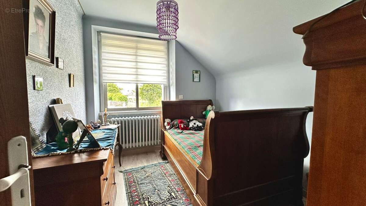 Maison à LUC-LA-PRIMAUBE