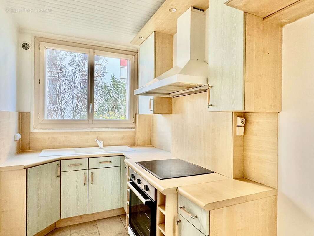 Appartement à BOIS-COLOMBES