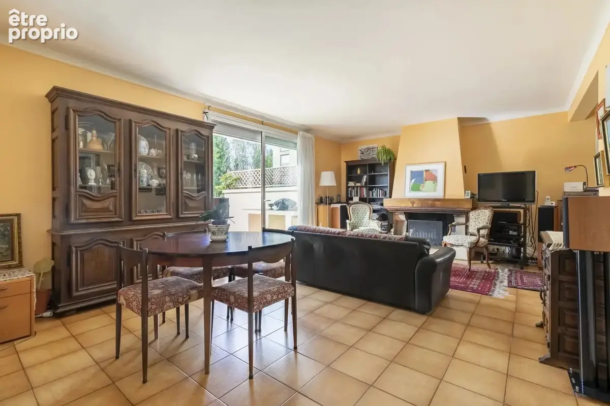 Viroflay rive droite - jolie maison au calme - photo 3