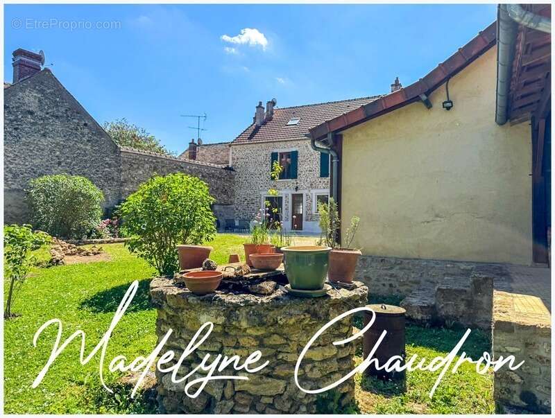 Maison à BOURAY-SUR-JUINE