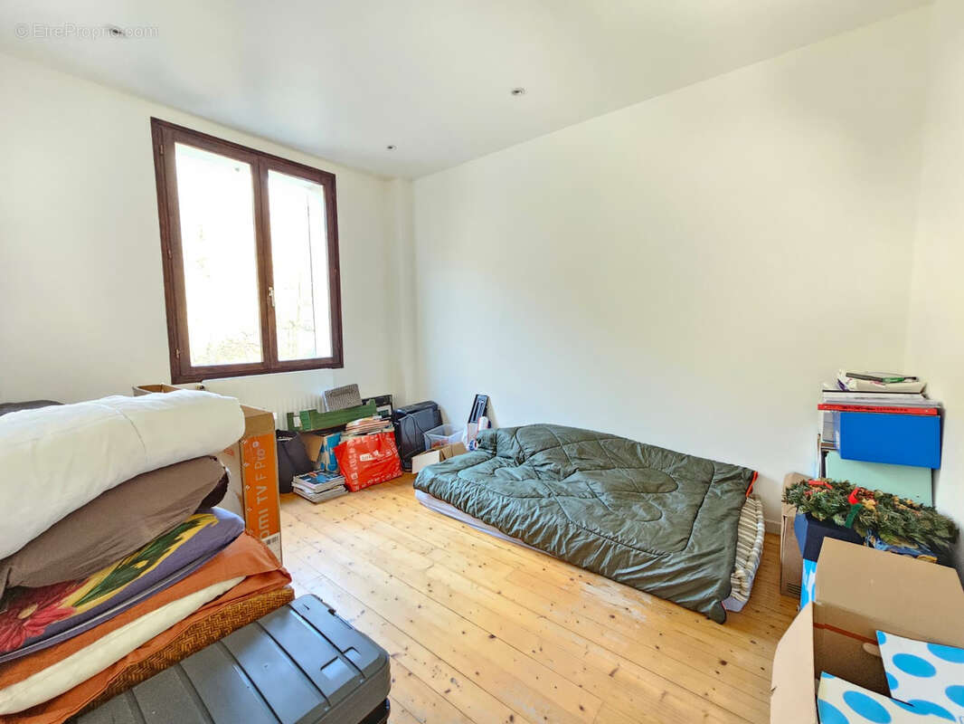 Maison à SAINT-GERMAIN-LES-ARPAJON