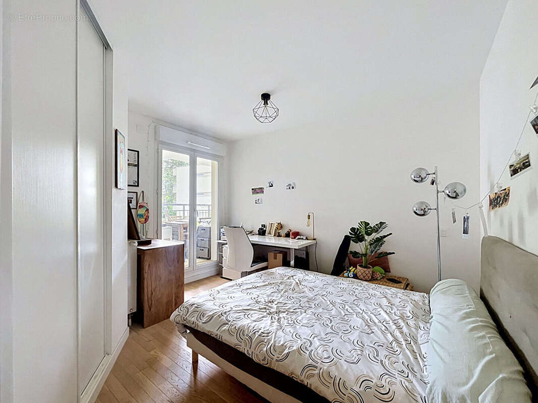 Appartement à LE PLESSIS-ROBINSON