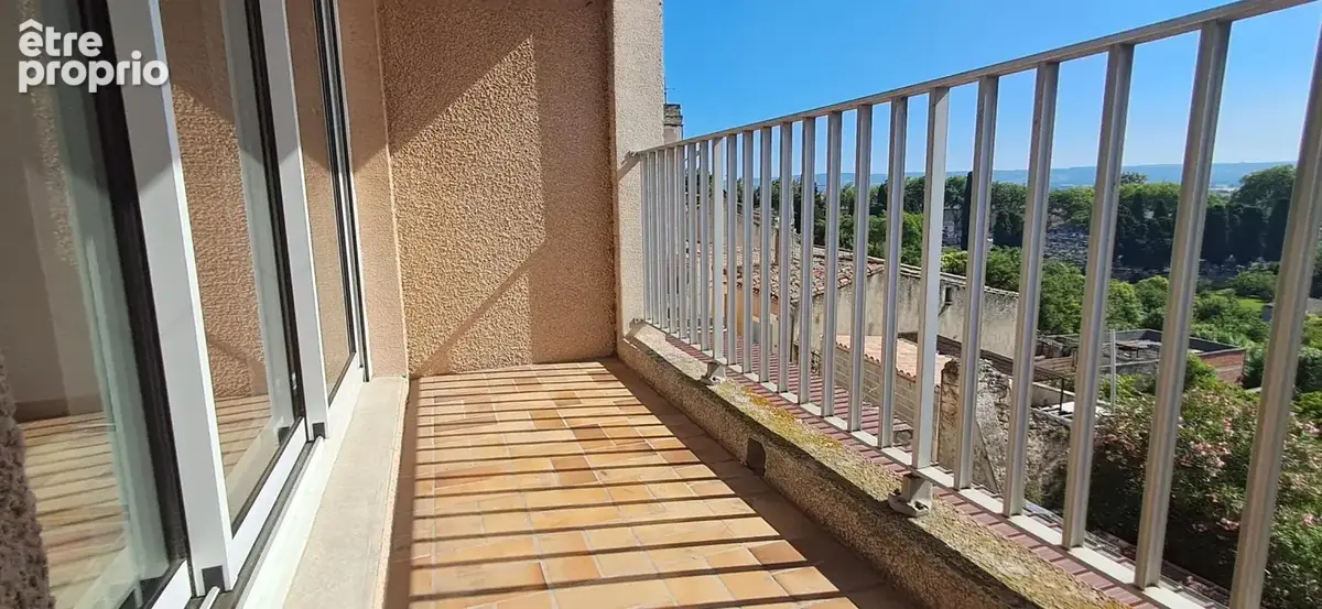 Appartement de T2 vendu loué avec balcon dans résidence avec ascenseur - photo 5
