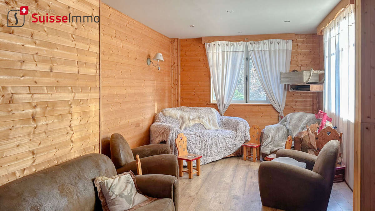 Appartement à LOUGRES