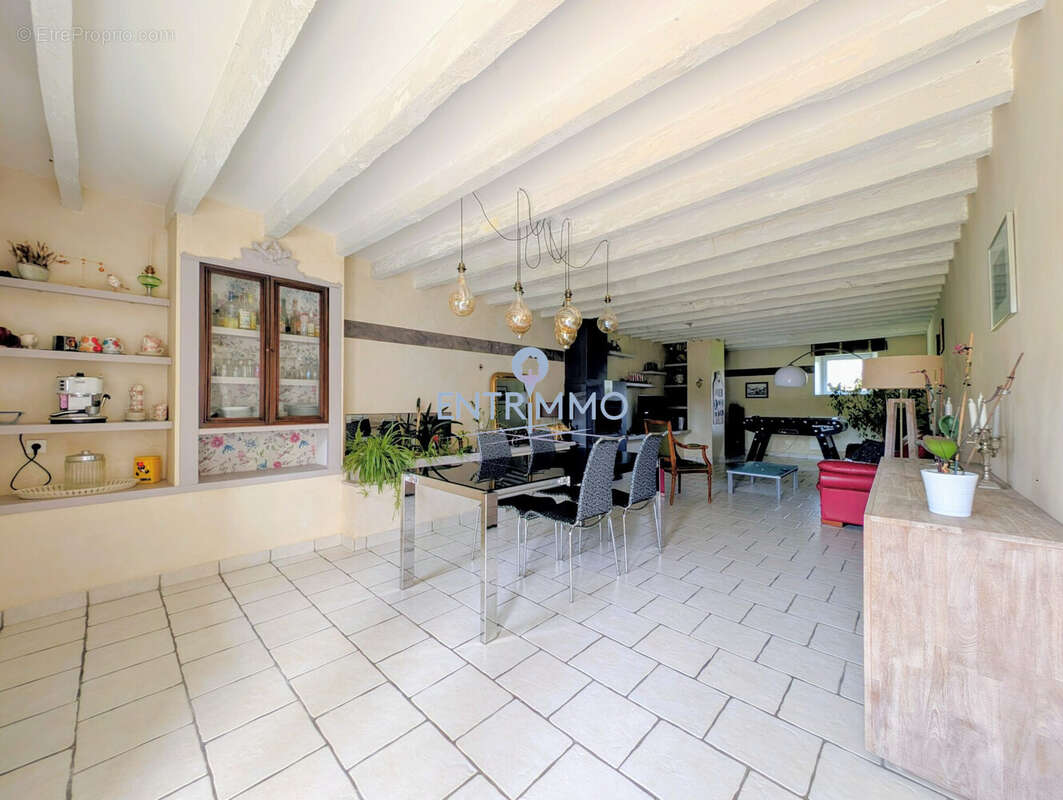 Maison à ALBENS