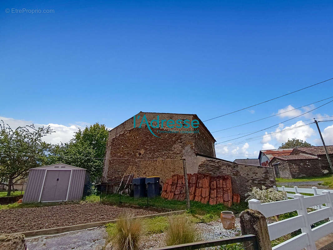 Maison à LE FIEF-SAUVIN