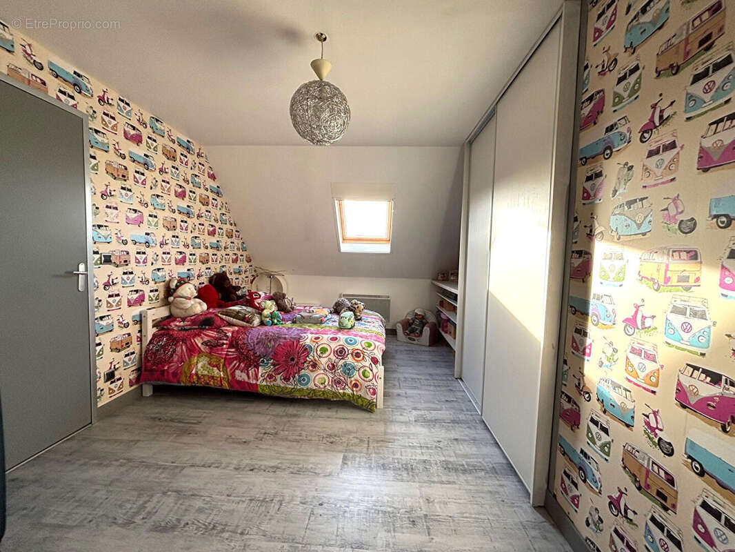 Maison à LE MESNIL-EN-THELLE