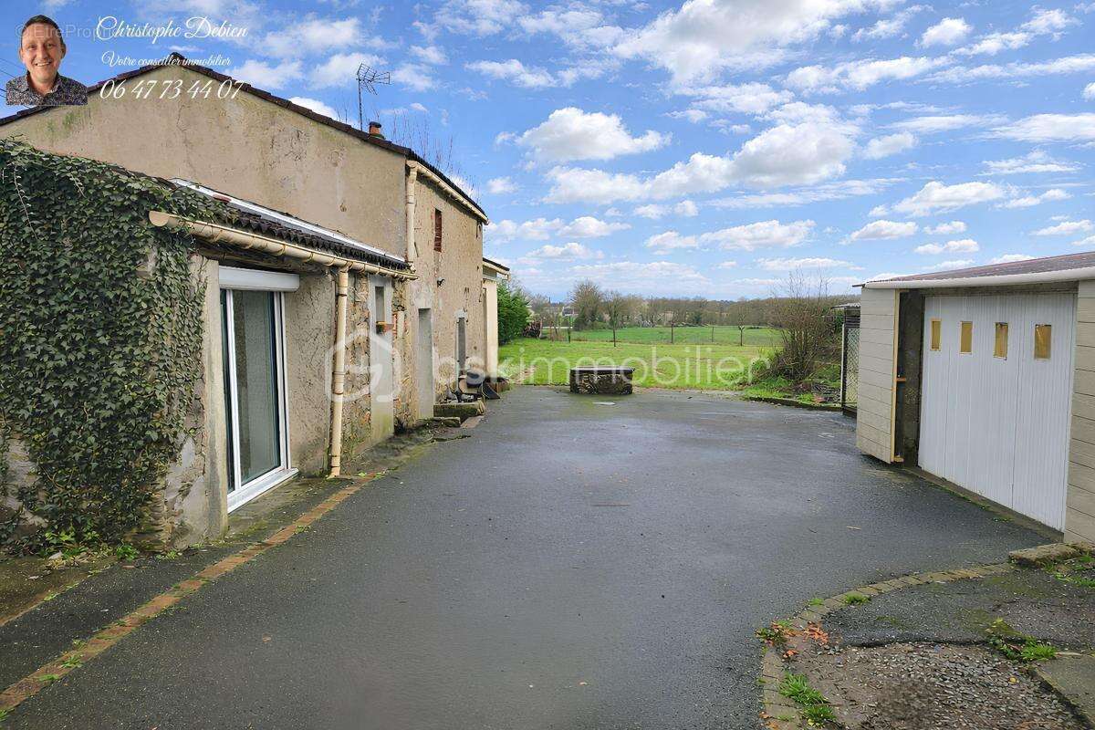 Maison à CHAVAGNES-EN-PAILLERS