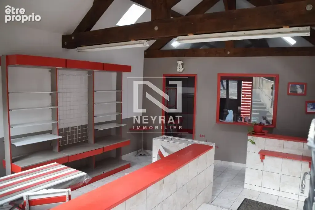 SAULIEU - immeuble avec Local commercial 230m² dans la rue principale - photo 3