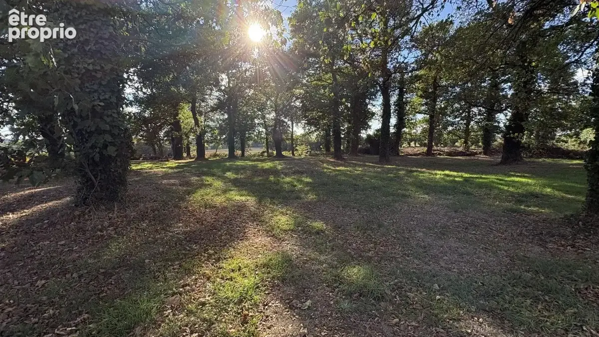 Manoir du xv ème avec dépendances - photo 18