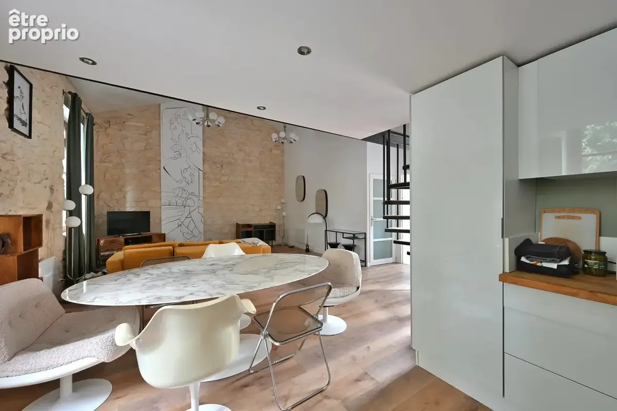 EXCLUSIVITÉ – Exceptionnel appartement esprit LOFT avec terrasse en centre historique d'Arles - photo 7