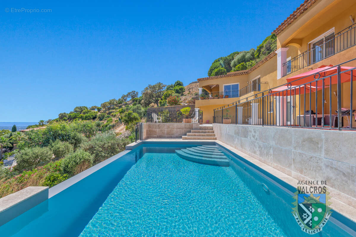 Maison à LA LONDE-LES-MAURES