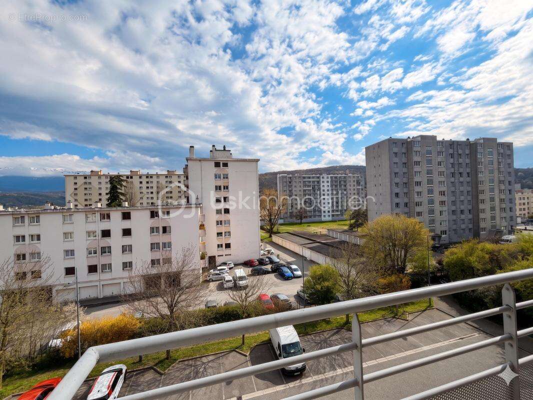 Appartement à ECHIROLLES