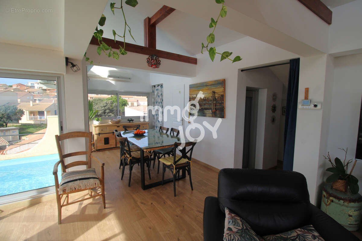 Appartement à FLEURY