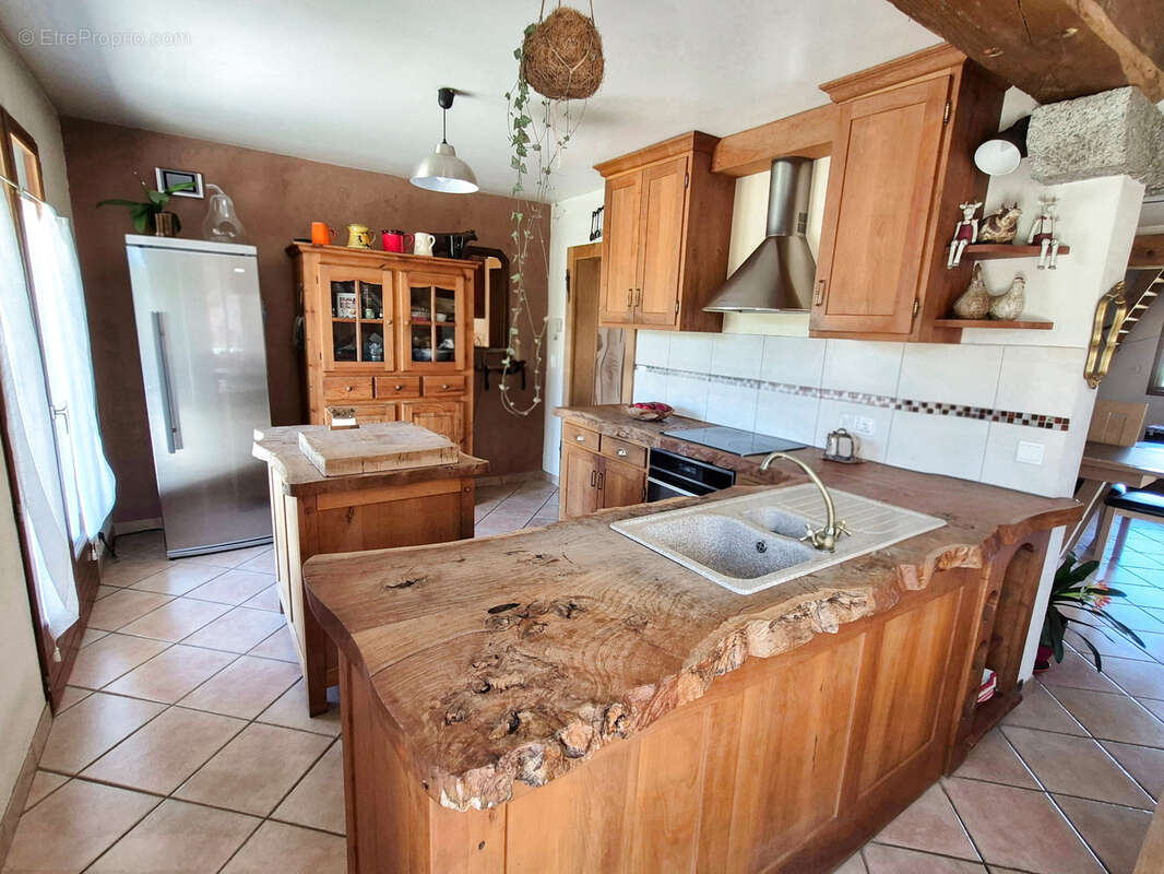 Maison à SCIENTRIER