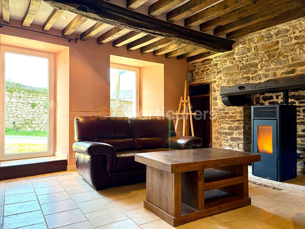 Charmante maison en pierre au coeur de Cerisy-la-Salle - photo 4