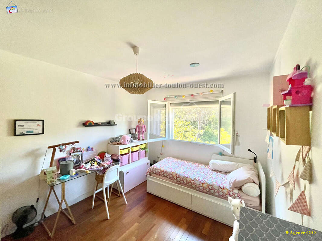 Maison à LA VALETTE-DU-VAR