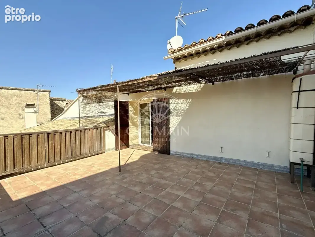 Mazan, Maison de village de type 5 avec 2 terrasses et 2 garages. - photo 2