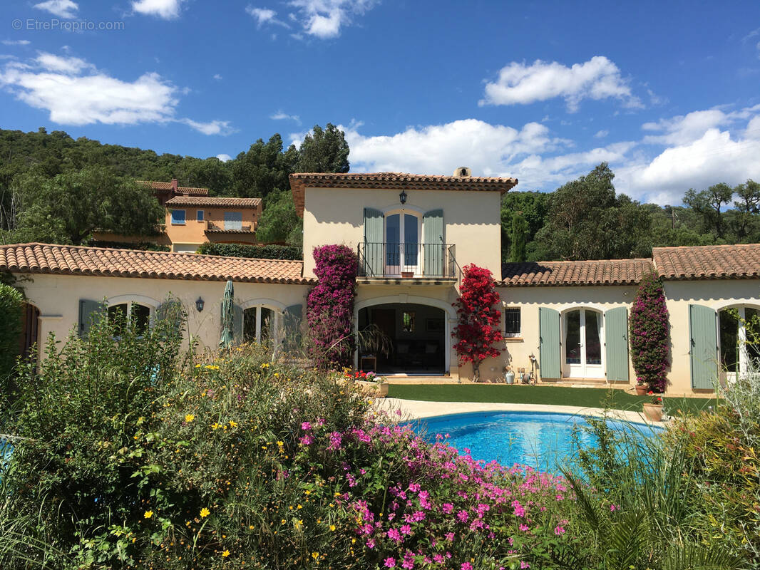 Maison à PLAN-DE-LA-TOUR