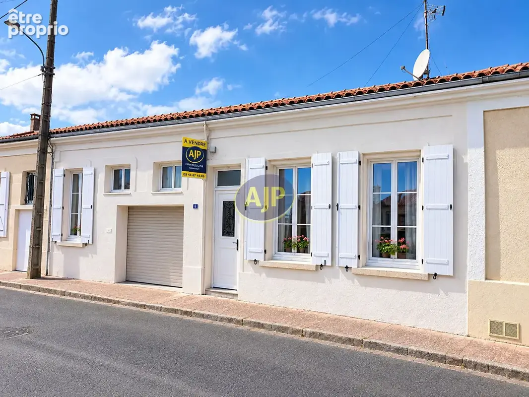 Photo Maison à Rochefort au prix de 181 220€