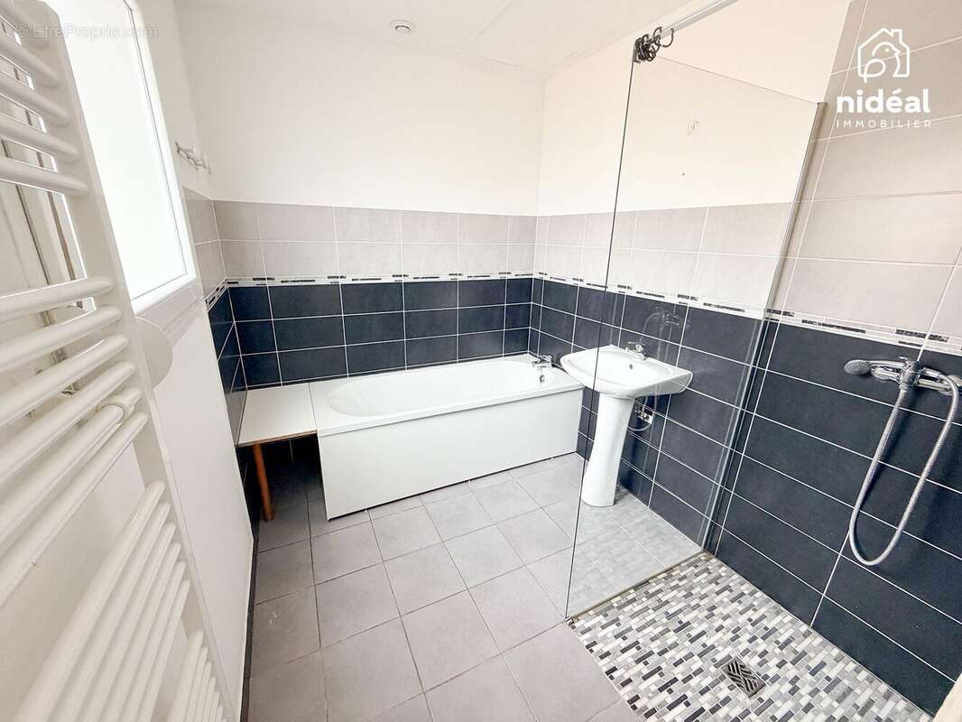 Maison 80 m² à Hautmont  - photo 8