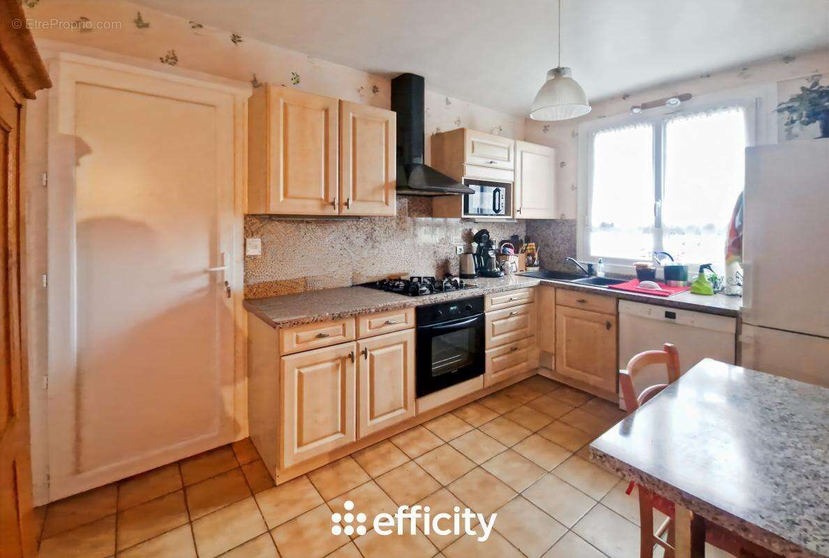 Maison à SUCY-EN-BRIE