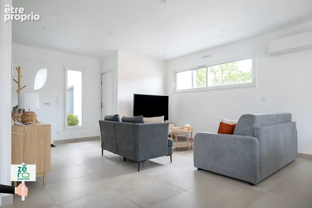 Maison neuve de plain-pied avec garage et terrasse - photo 3