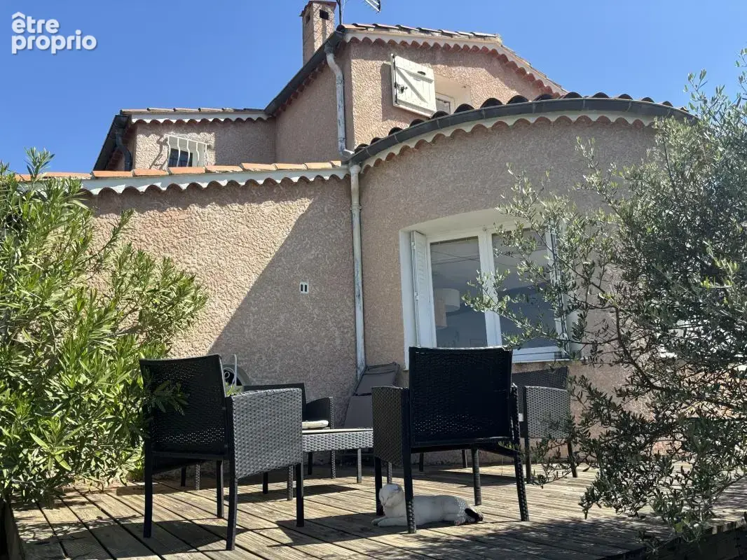 LORGUES, maison charmante avec une psicine - photo 3