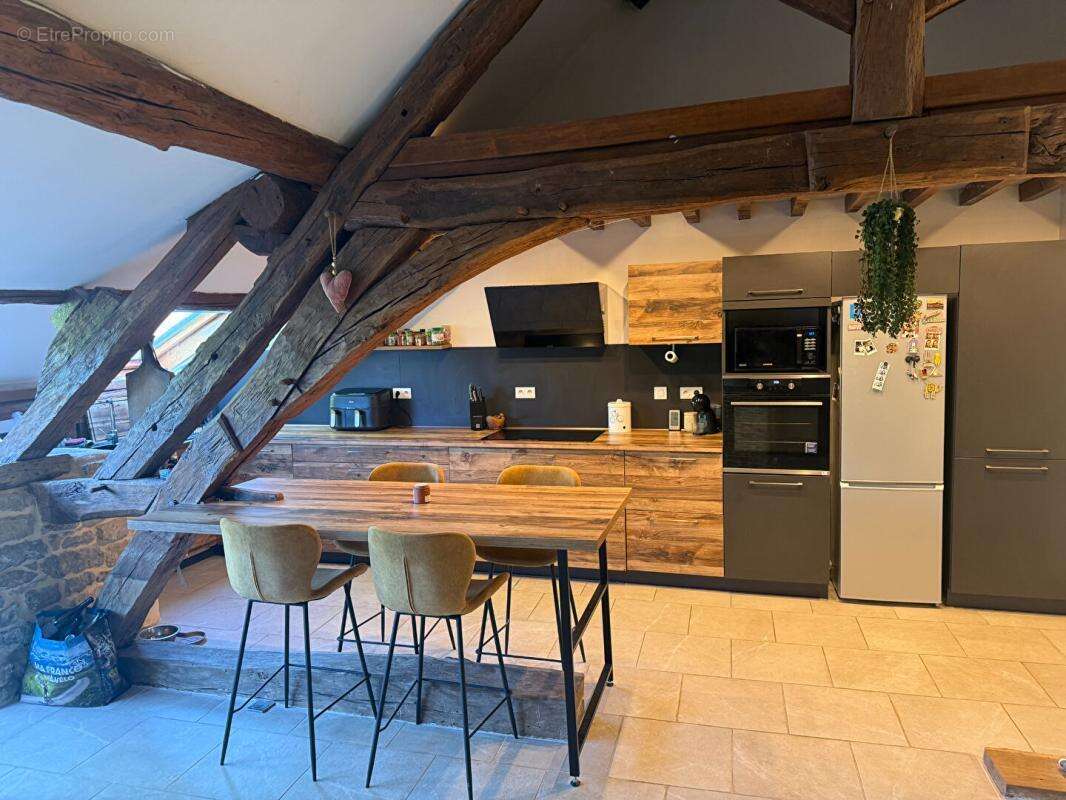 Maison à THOISY-LE-DESERT