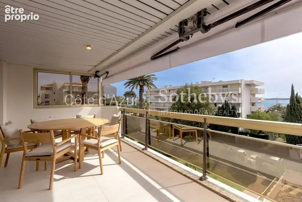 Appartement 4 pièces rénové avec vue mer et terrasse – Palm Beach Cannes - photo 8