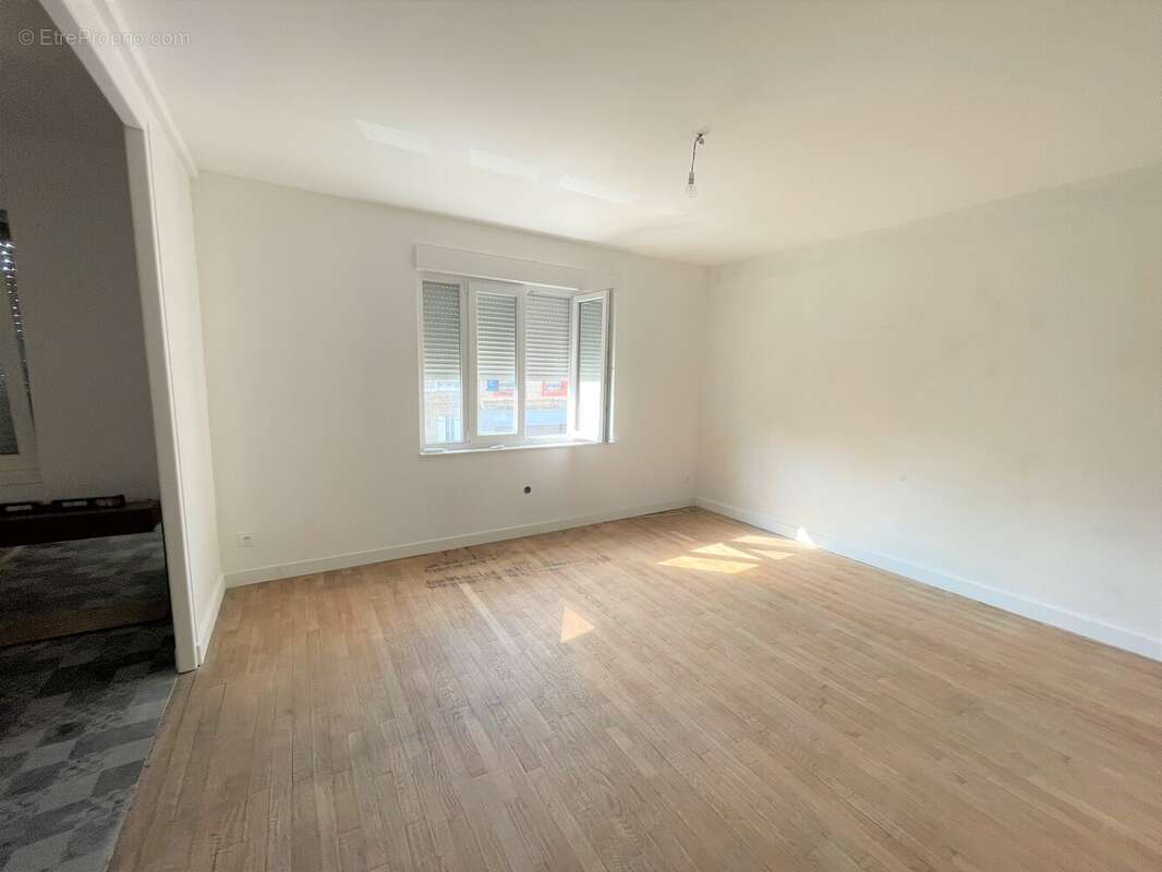 Appartement à CHARLEVILLE-MEZIERES