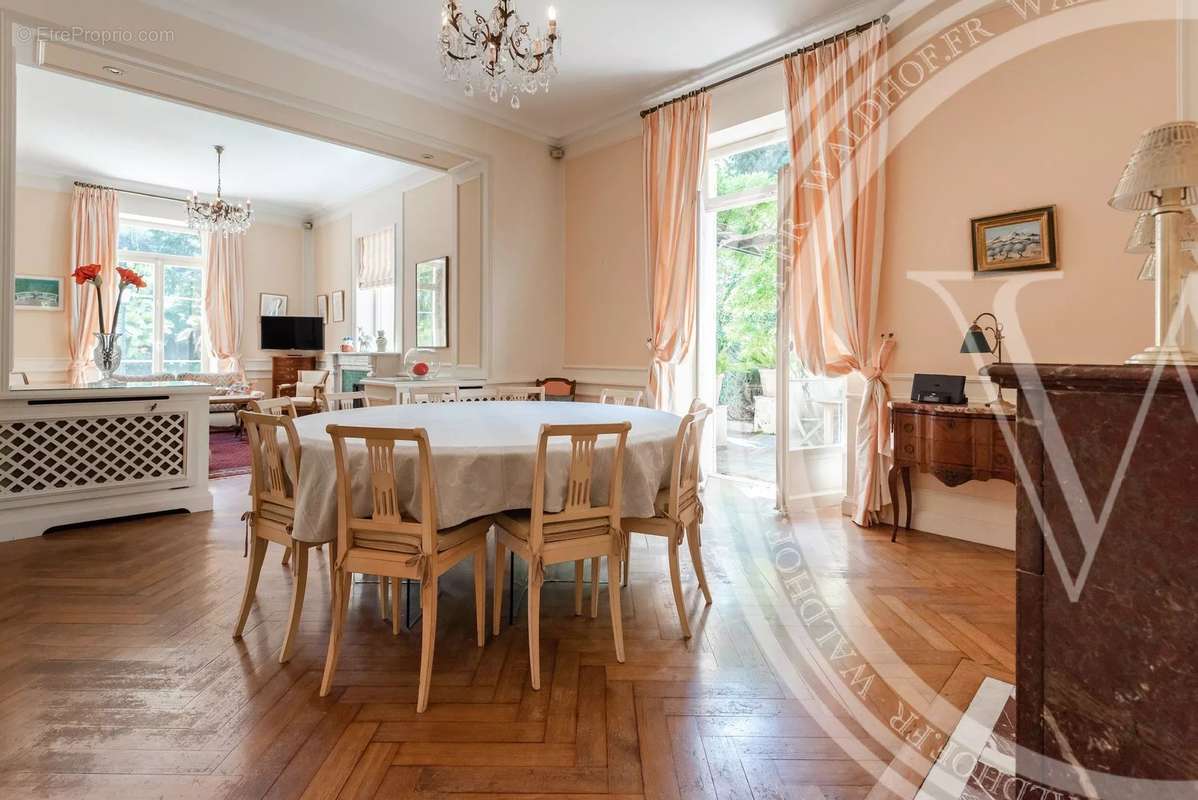 Maison à ROQUEBRUNE-CAP-MARTIN