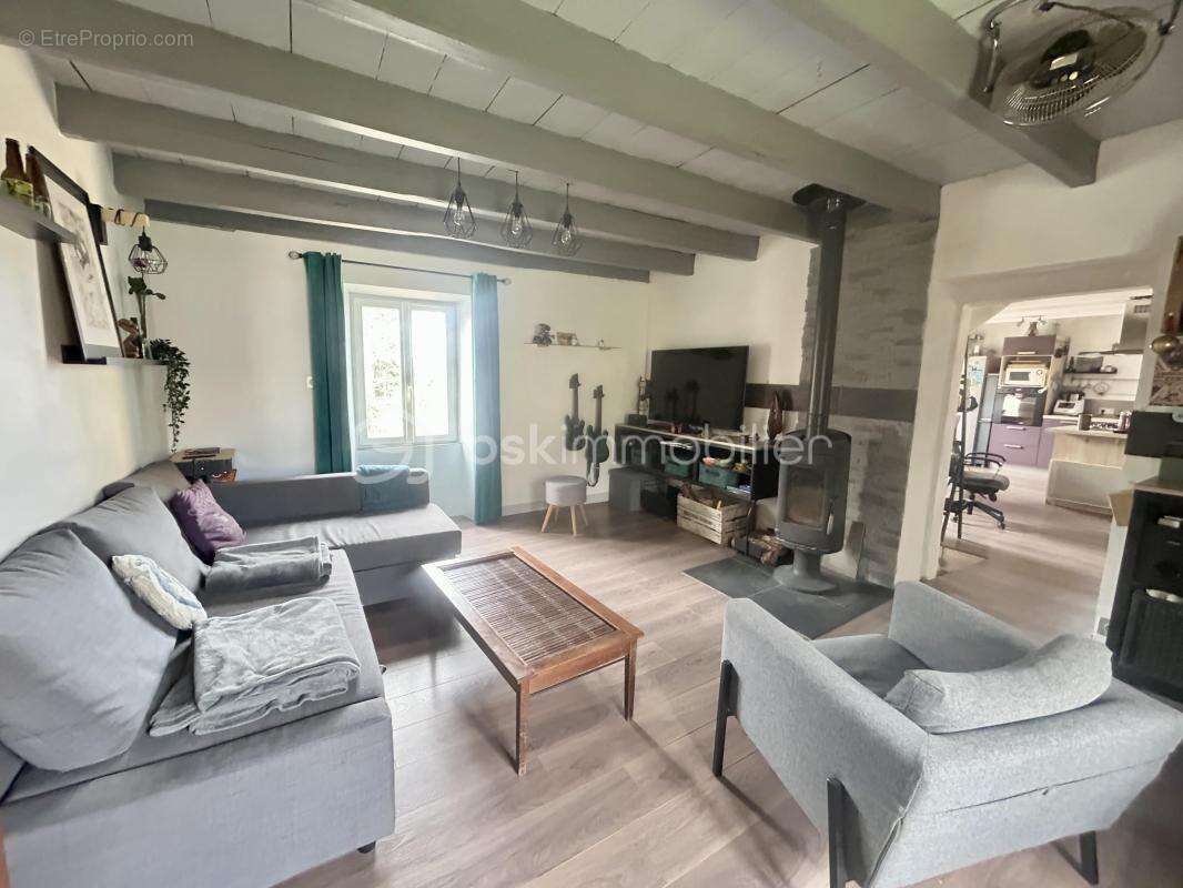 Maison à SAUXILLANGES