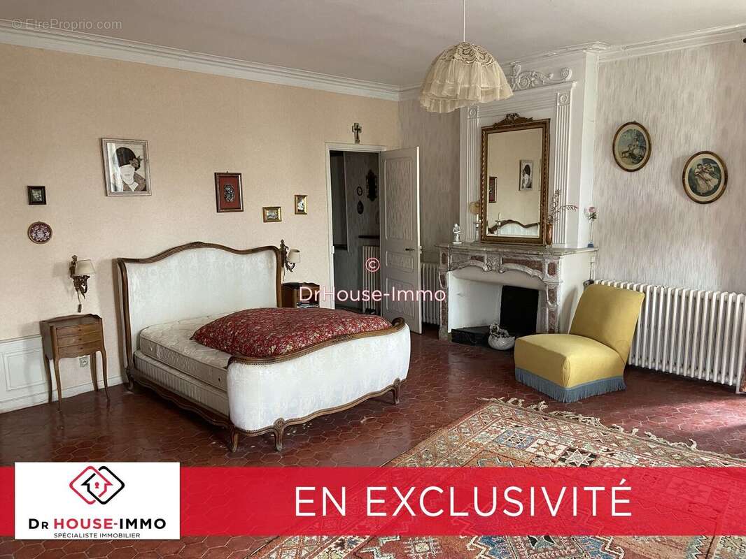 Maison 370 m² à Orsan  - photo 40