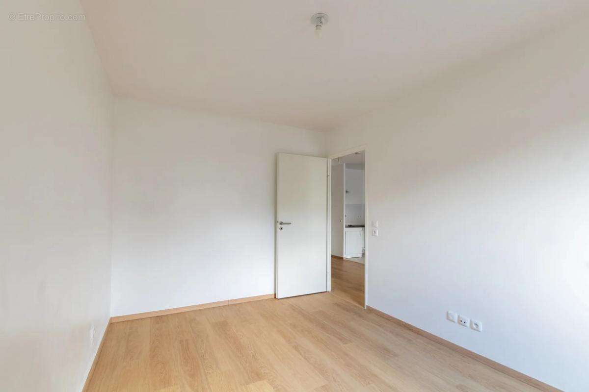 Appartement à LOGNES