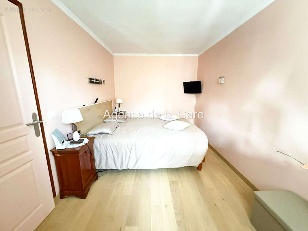 Maison à HOUILLES