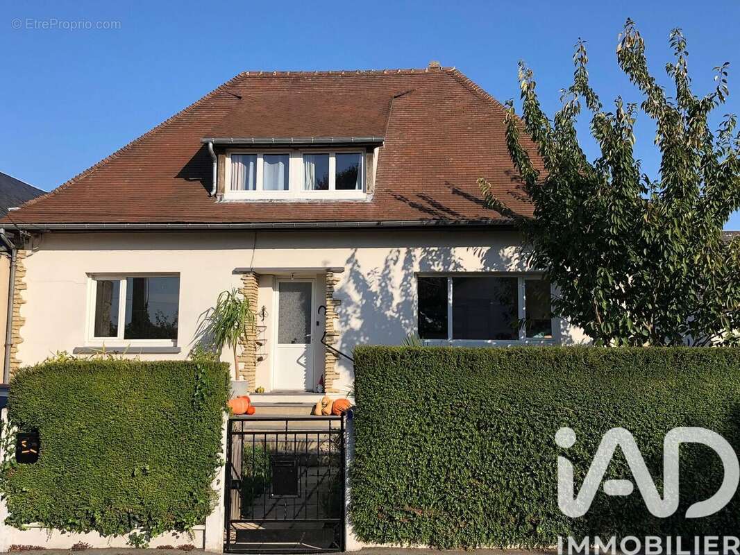 Maison 122 m² à Conches-En-Ouche  - photo 2