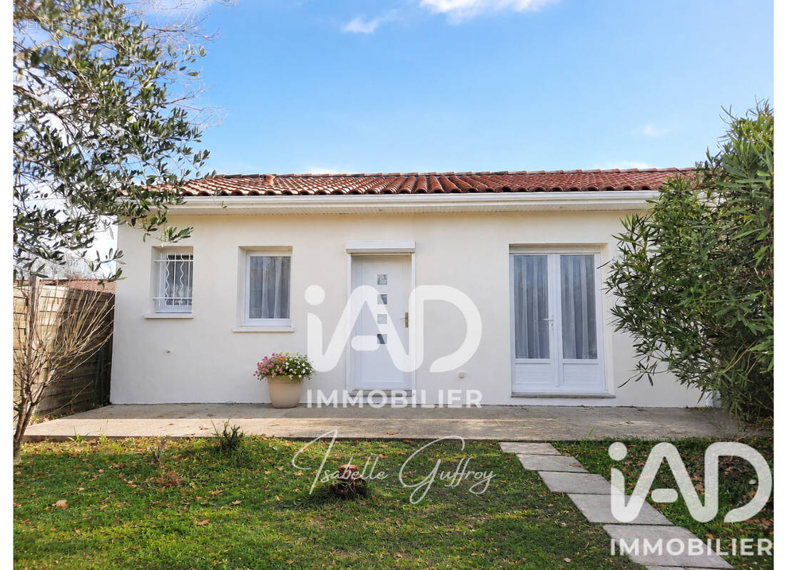 Photo 1 - Maison à HOURTIN