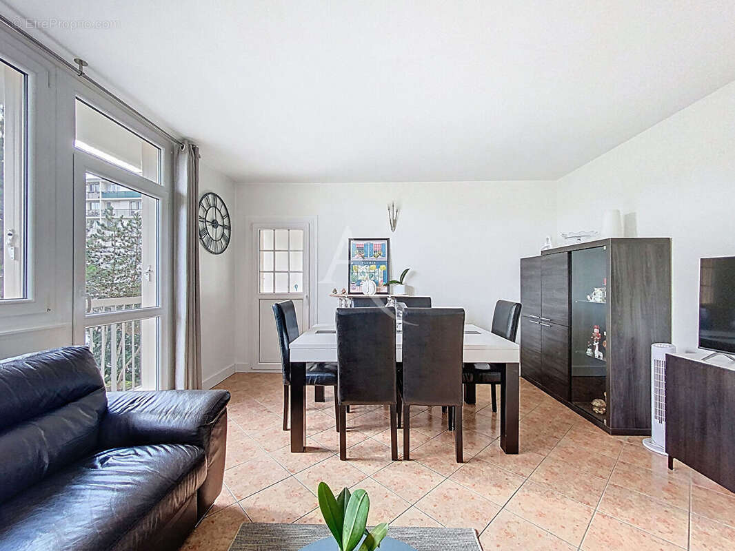 Appartement à LE PECQ