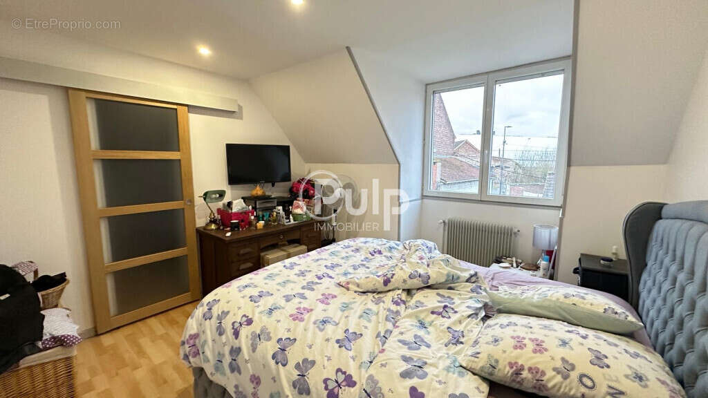 Maison à BRUAY-LA-BUISSIERE