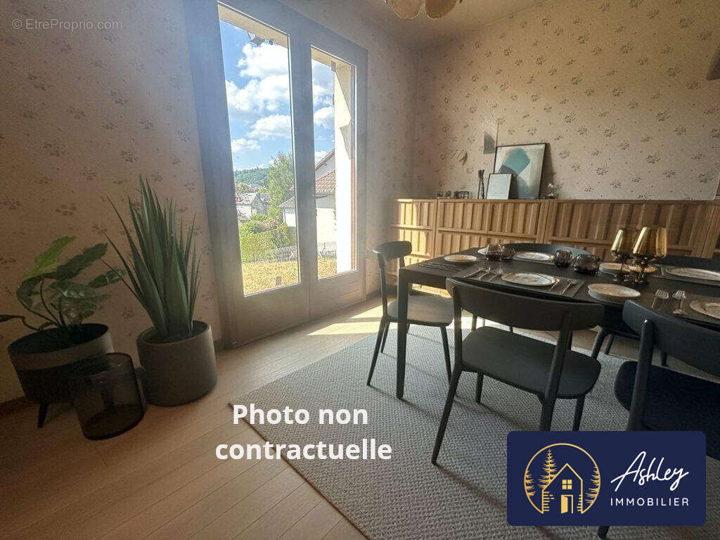 Maison 5 pièces YDES - Maison à YDES