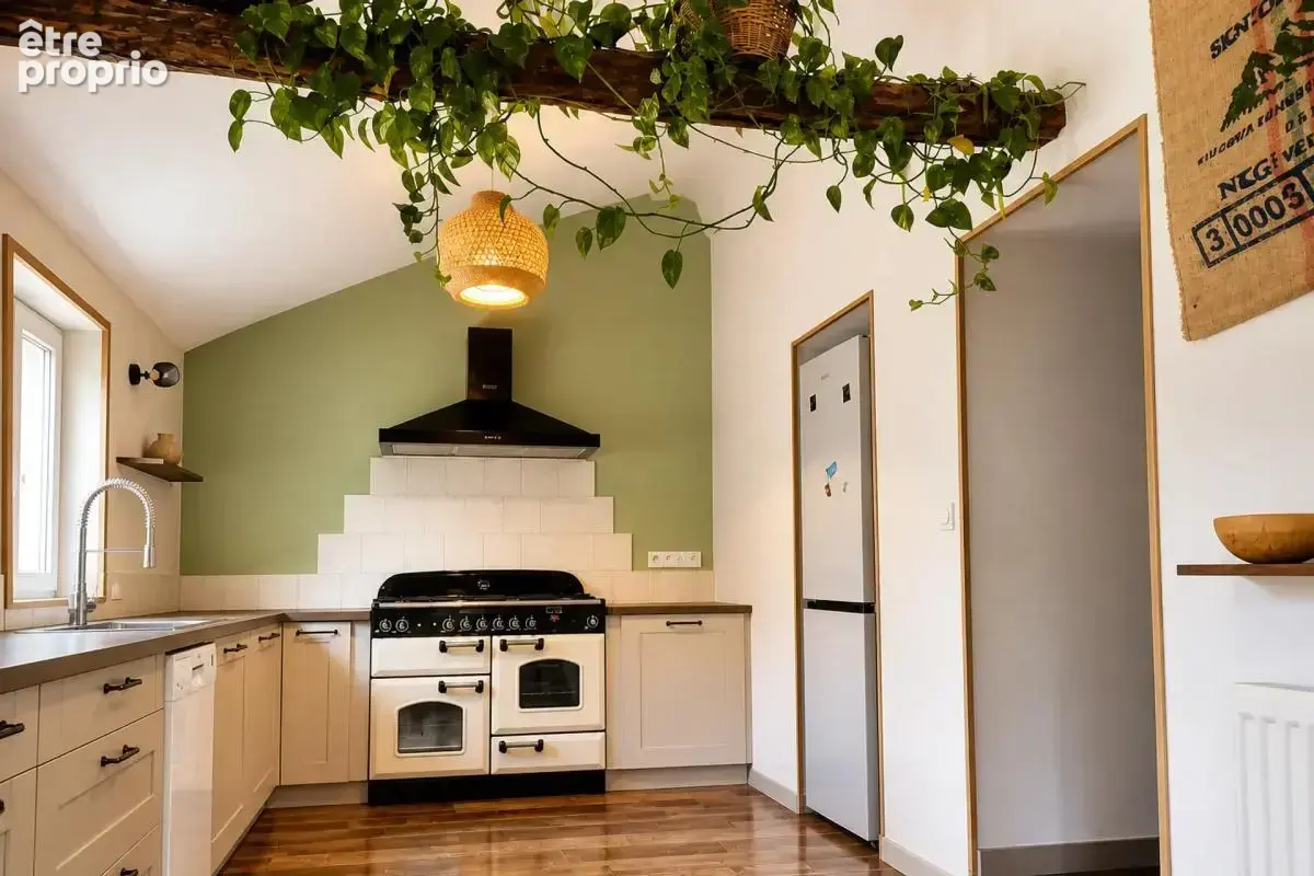Maison de 6 pièces de 180 m² à Saint-Germain-des-Bois - photo 6