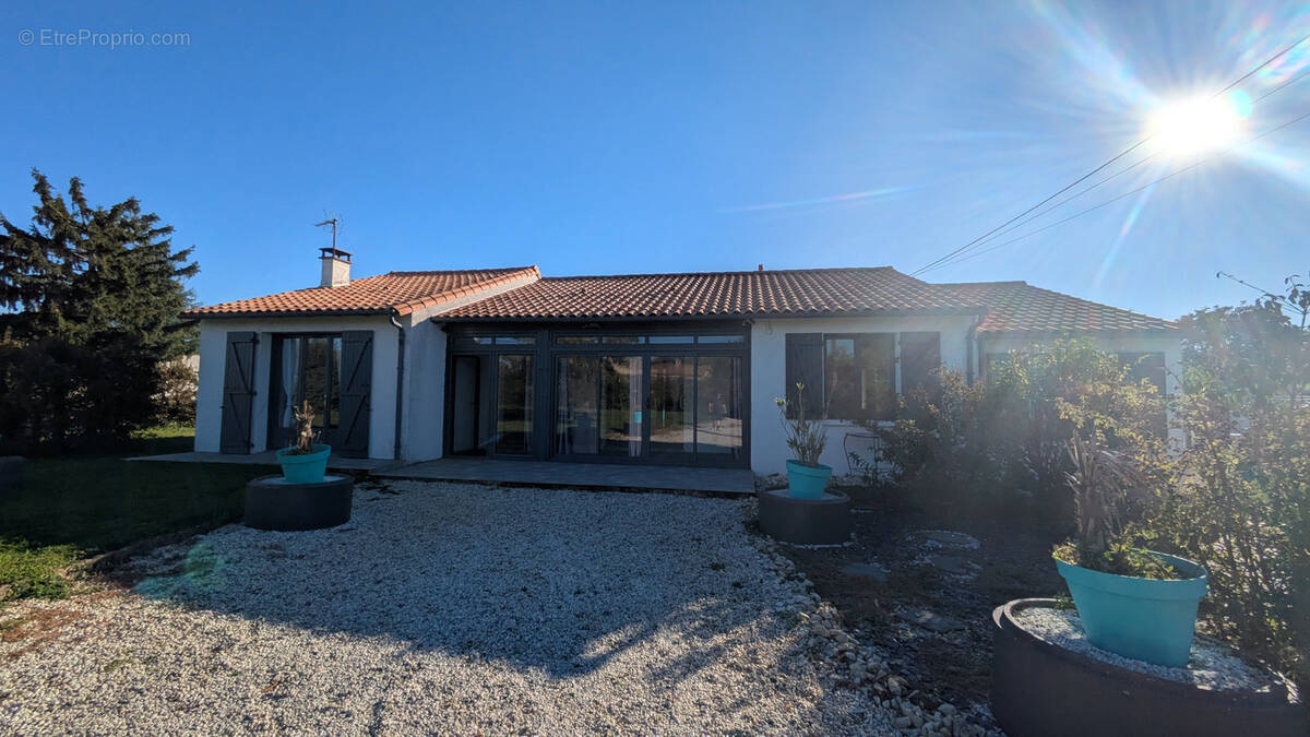 Maison à FRESSINES