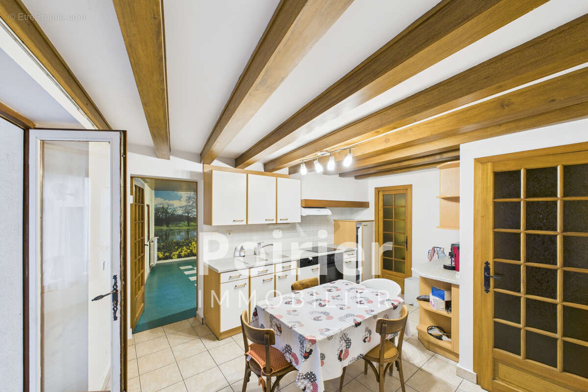 Maison à PERRIGNIER