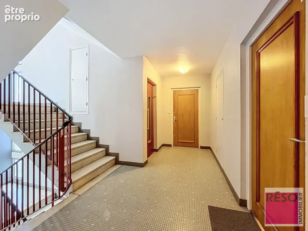 Appartement 50 m² à Annemasse  - photo 8
